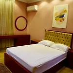 Leila 2Bedroom Luxury Apartment
